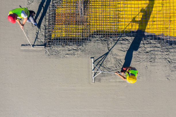 Best Custom Concrete Contractor  in Flushing, MI